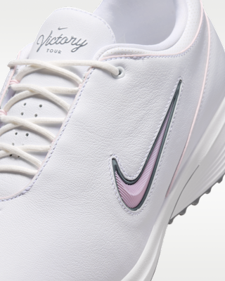 Nike.comにおけるナイキ ビクトリー ツアー 4 ゴルフシューズに関する